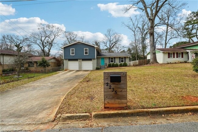 Building Photo - 2235 Emerald Springs Dr
