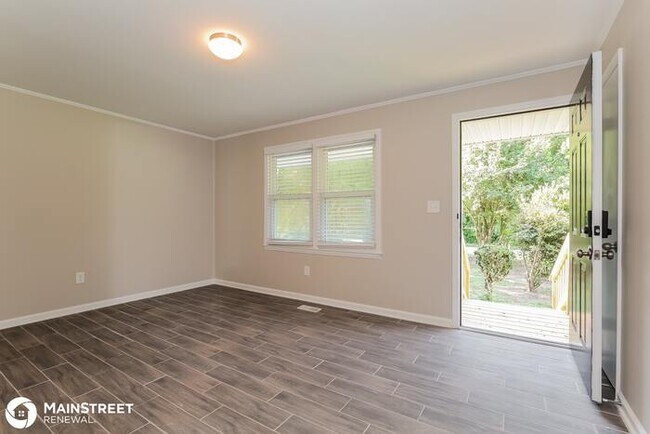 Building Photo - 4233 GLENFORD DR, WINSTON SALEM, NC 27107