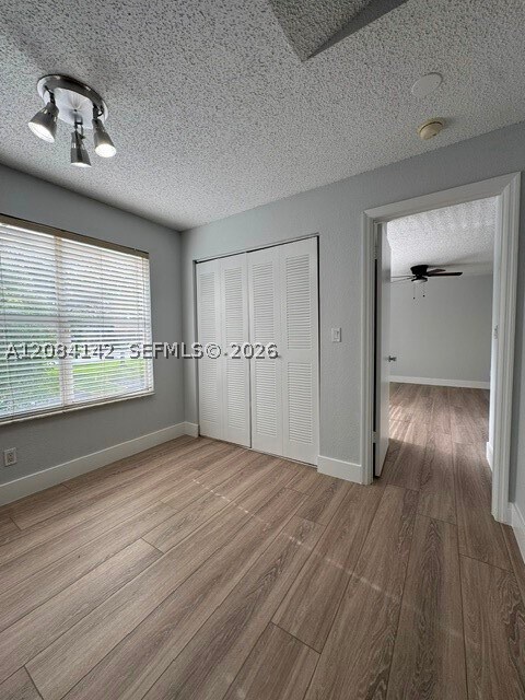 Building Photo - 731 Vista Isles Dr
