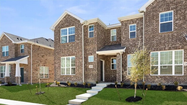 Photo - Ready to lease 3 Beds, 2.5 baths Townhome in the Community of Cloverleaf Crossing in Mesquite, TX.