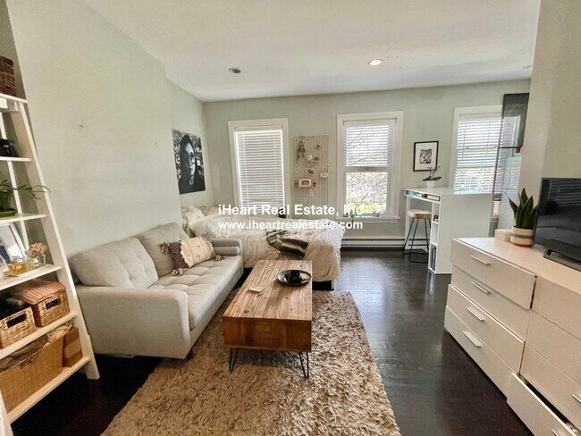 Foto del edificio - 57 Dwight St