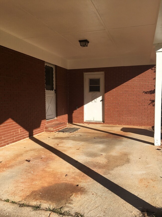 Building Photo - North Opelika - Single Family