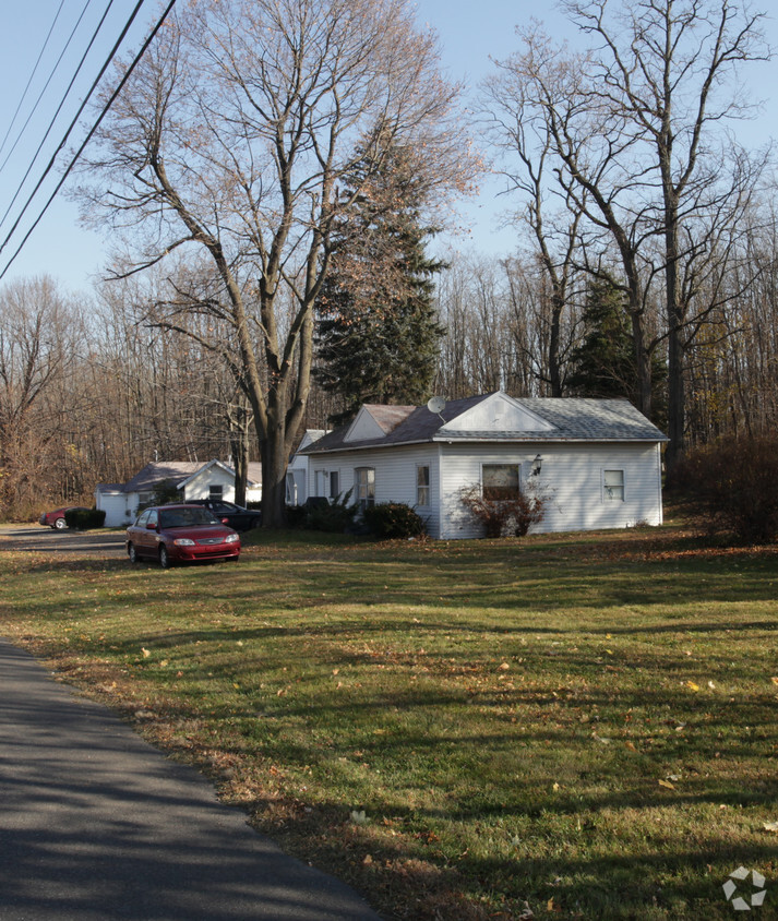 Building Photo - 3482 Us-9