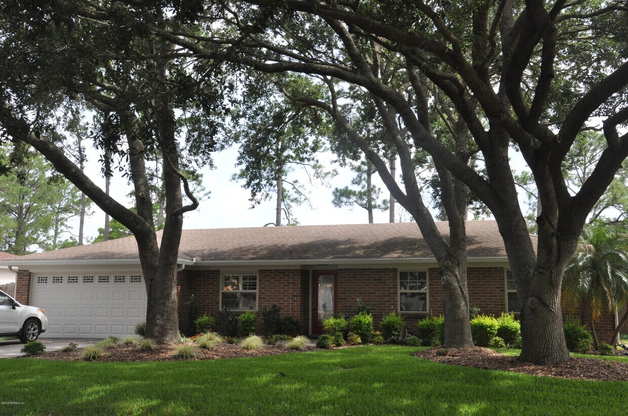 Foto principal - 537 Vikings Ln