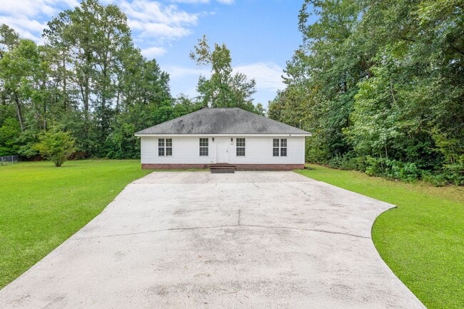 Building Photo - 223B Vista Cir