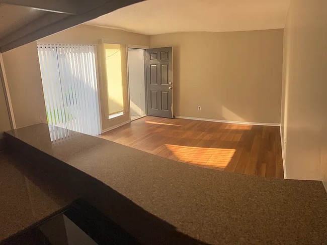 Foto del edificio - 3350 Altamont Rd