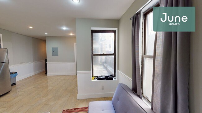 Building Photo - ROOM ONLY in 6-bed/2.0-bath Home