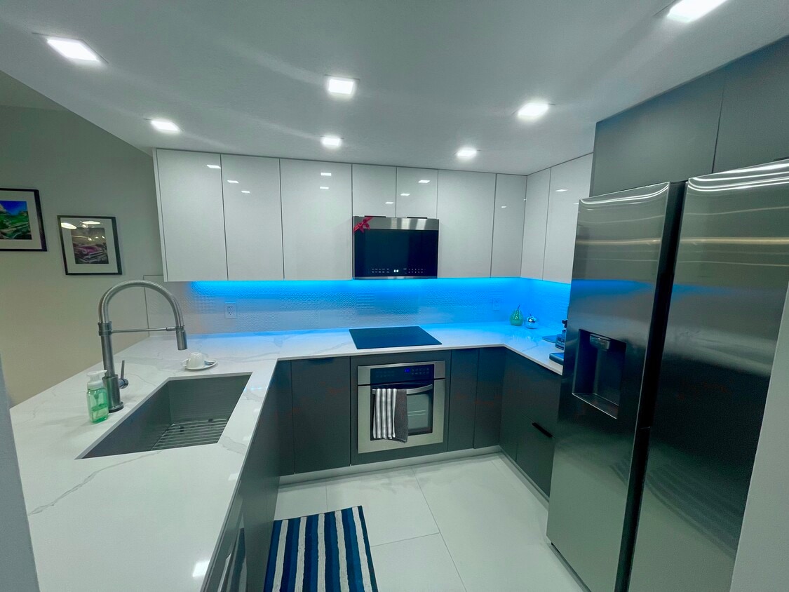 Photo - 280 SW 20th Rd (Miami, FL)
