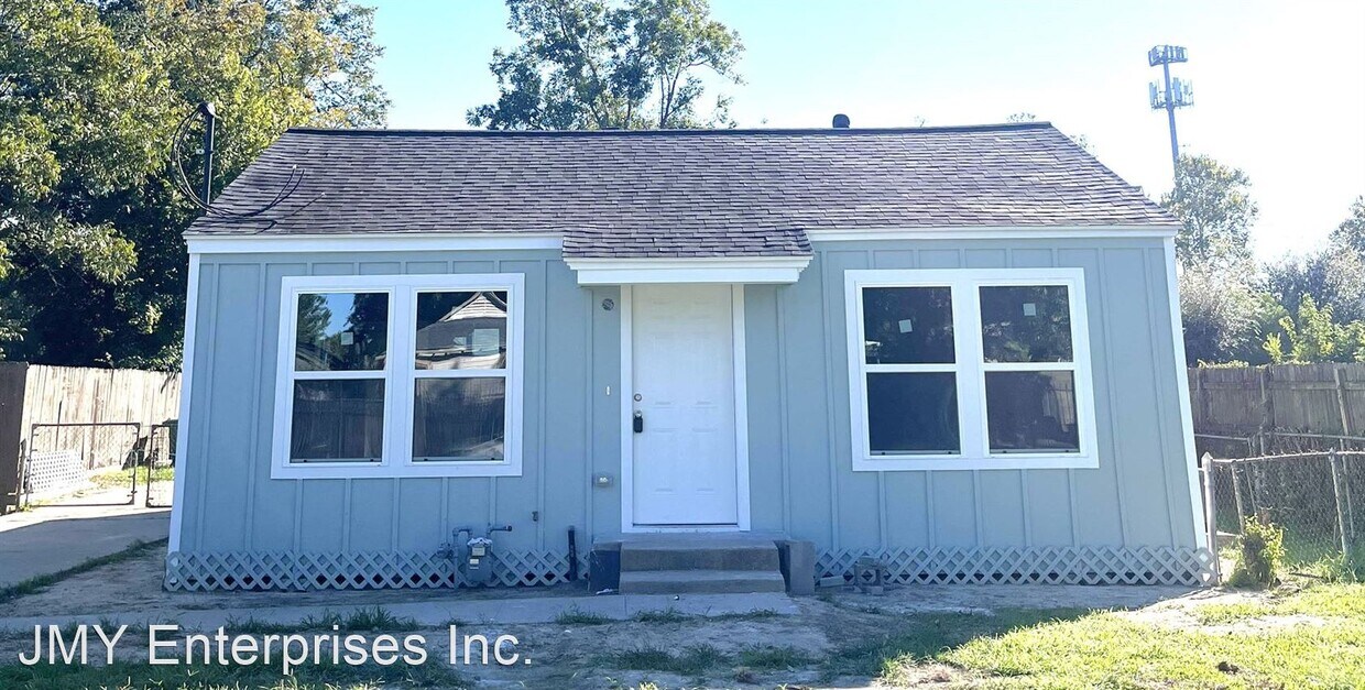 Primary Photo - 2 br, 1 bath House - 9512 Coan St