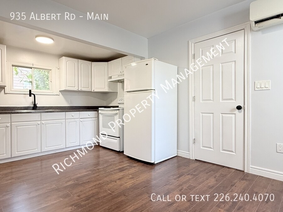 Primary Photo - 935 Albert Rd