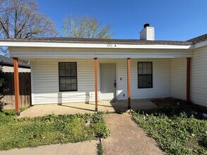 Building Photo - 1618 W Matthews Ave
