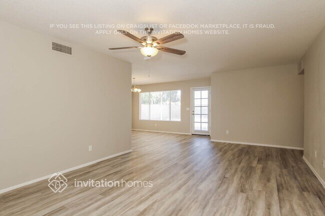 Foto del edificio - 4316 N 106th Dr