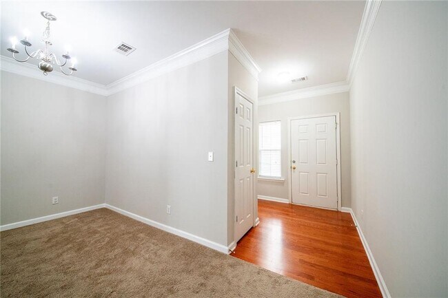 Foto del edificio - 499 Windstone Trail