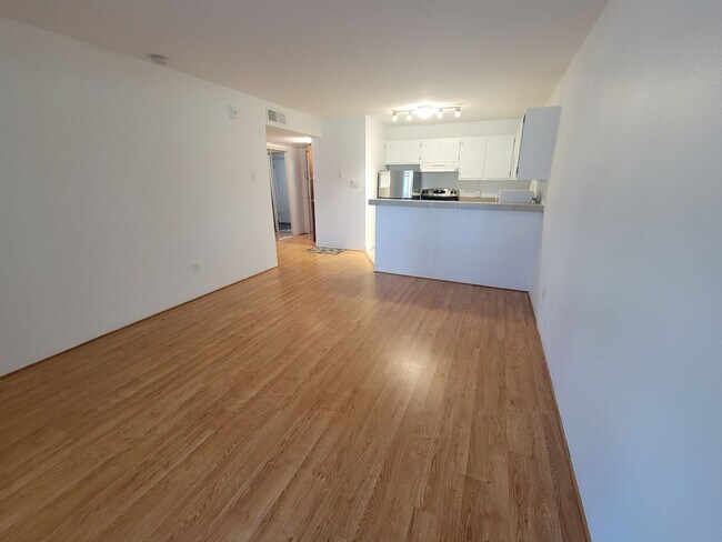 Foto del edificio - Newly Remodeled 1bed/1bath condo in Stoneg...