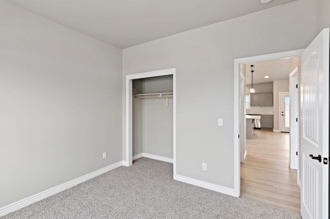 Foto del edificio - 1195 White Birch Ave