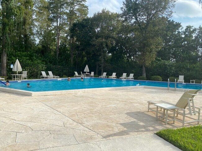 Área de la piscina - 2625 Cedar View Ct