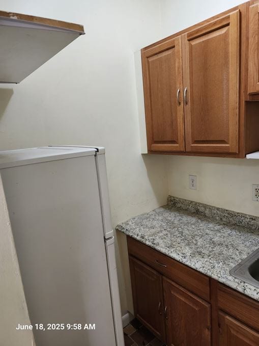Building Photo - 831 SW 31st Ct