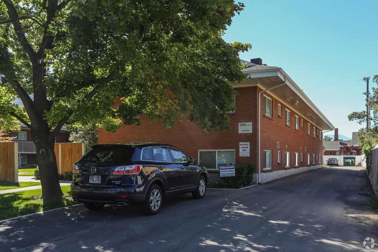 Building Photo - Jones Apartments