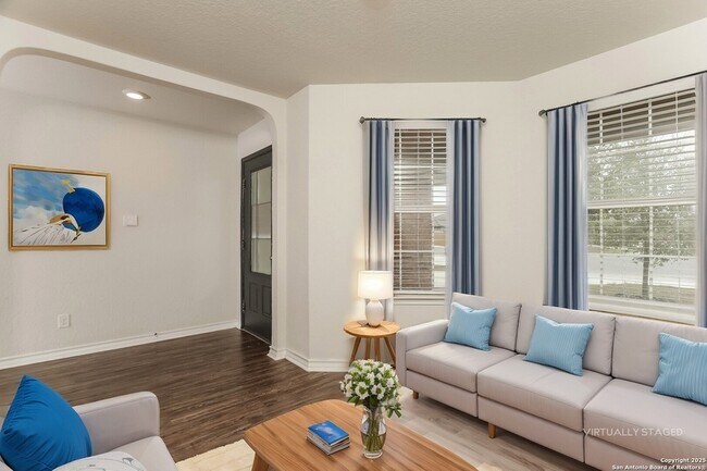 Building Photo - 6218 Northwest Loop 410