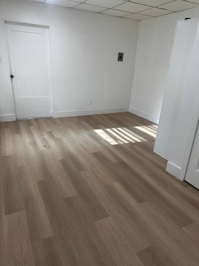 Foto del edificio - 6630 W 5th Pl