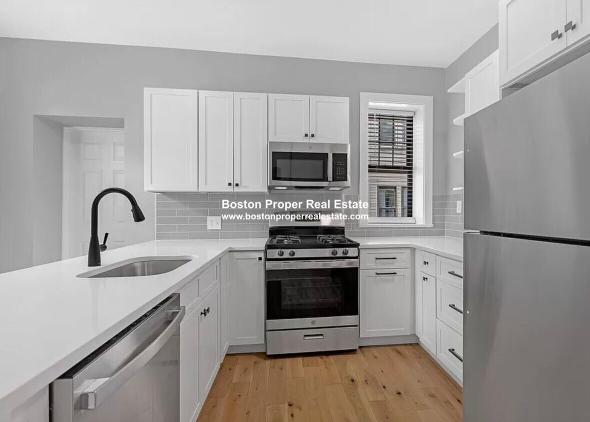 Foto principal - 28 Glenville Ave