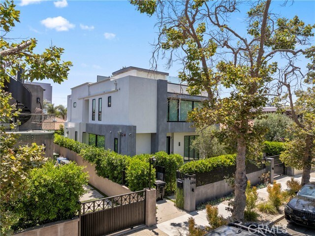Foto principal - 6430 Drexel Ave