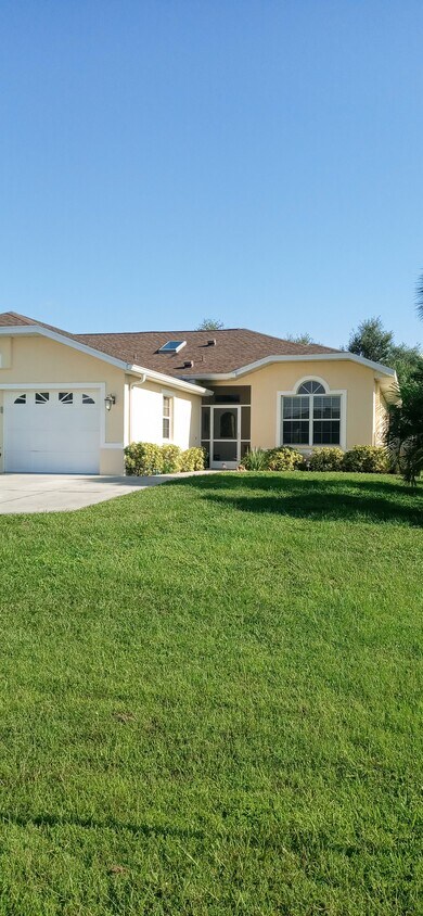 Primary Photo - 289 Rotonda Blvd W