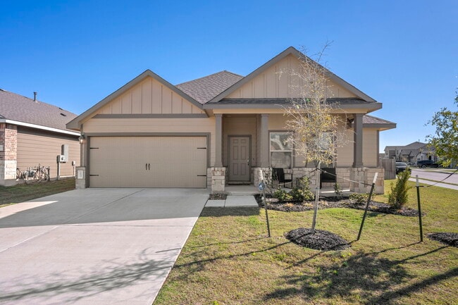 Building Photo - 1033 Verona Dr