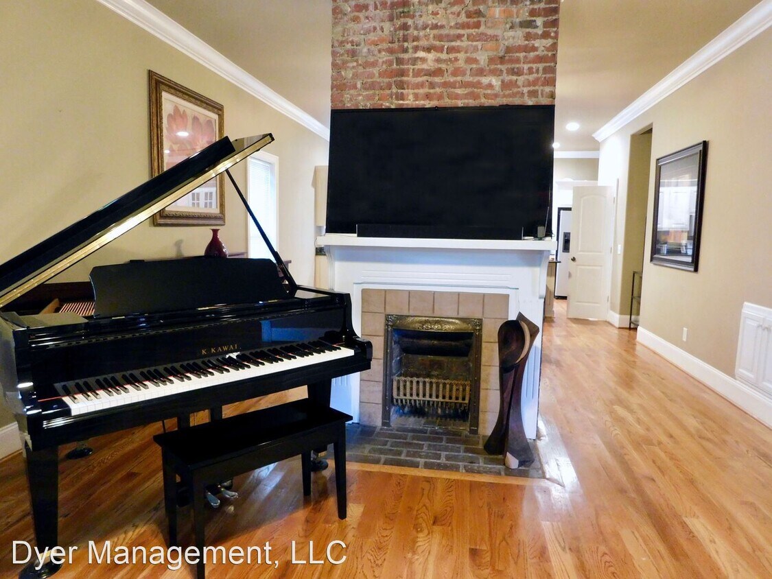 Foto principal - 3 br, 2.5 bath House - 121 Old Liberty Pike