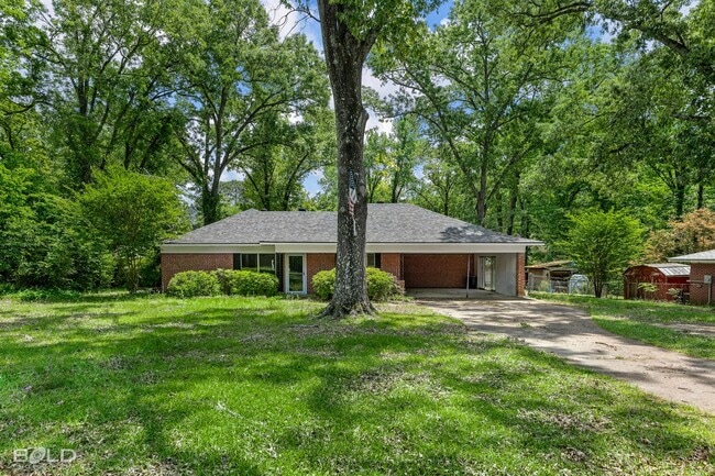 Building Photo - 6119 Bradford Dr