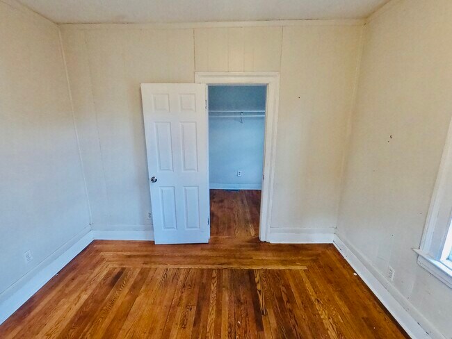 Building Photo - 9 Parmalee Ave