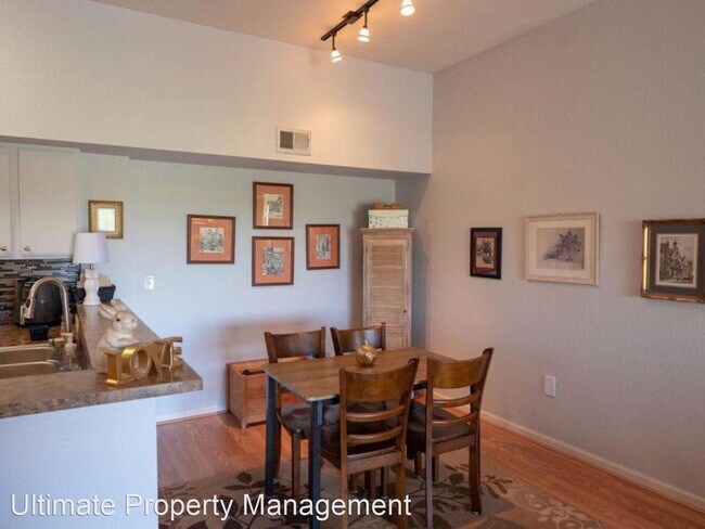 Building Photo - 2 br, 2 bath House - 171 SW Palm Drive 305
