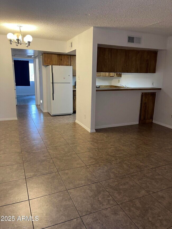 Foto del edificio - 3810 N Maryvale Pkwy