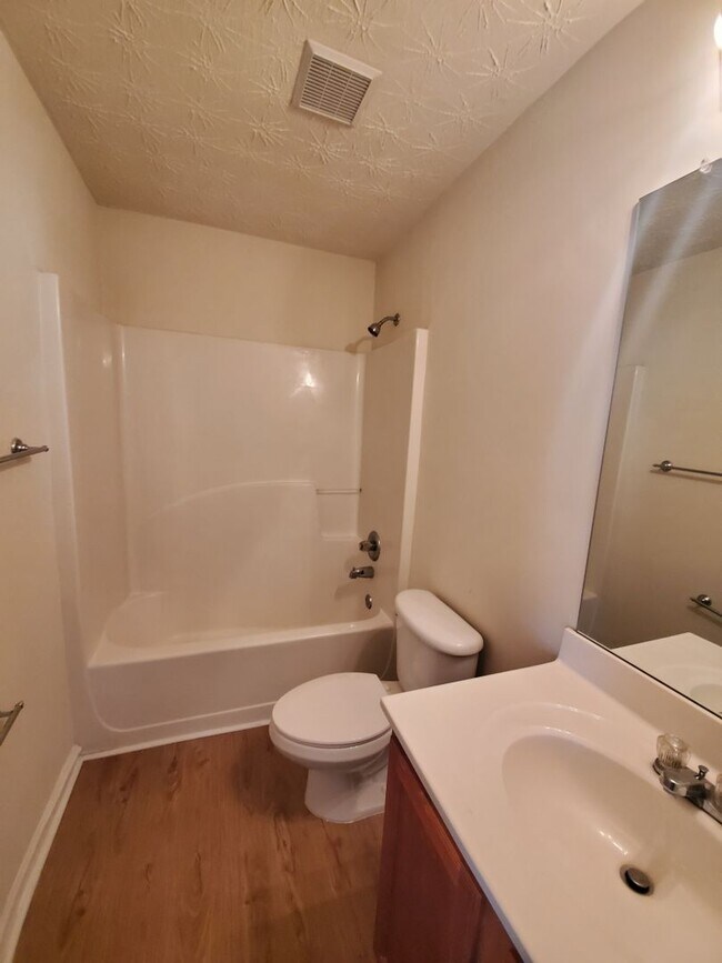 Building Photo - Open House Sunday 03/01/2026 from 3:00 PM to 3:30 PM