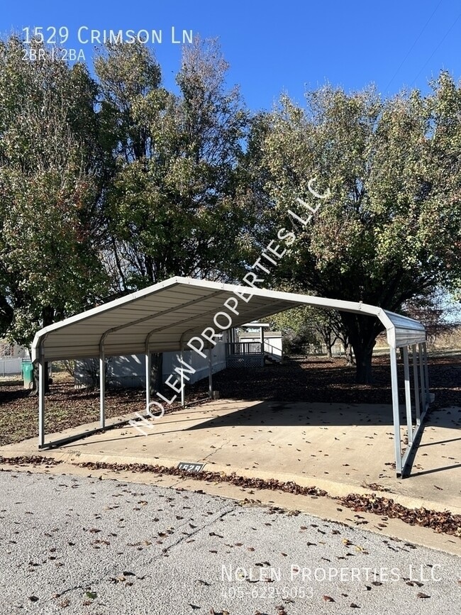 Foto del edificio - 1529 Crimson Ln