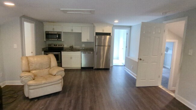 Foto del edificio - 310 Blackburn St