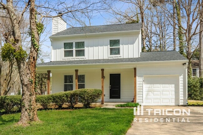 Building Photo - 1820 Crestwood Dr NW