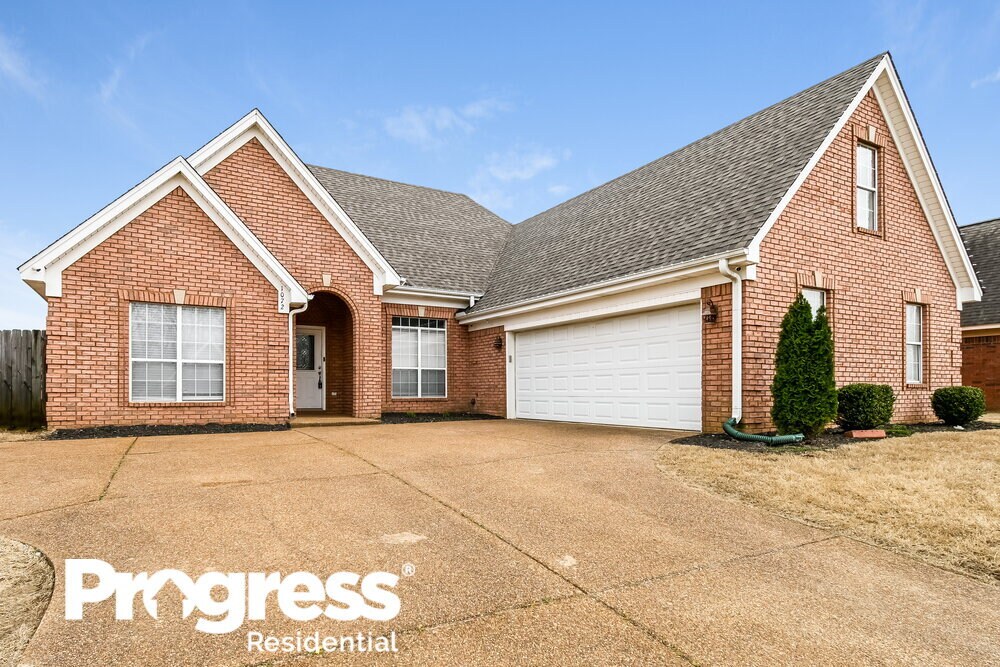 1072 Deer Creek Dr, Hernando, MS 38632 House Rental in Hernando, MS