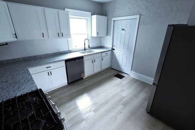 Foto del edificio - 91 Westwood Ave