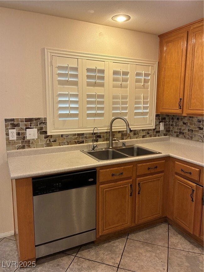 Building Photo - 11135 Verismo St