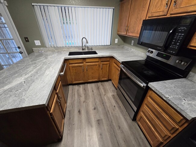Building Photo - 3420 W Campo Bello Dr
