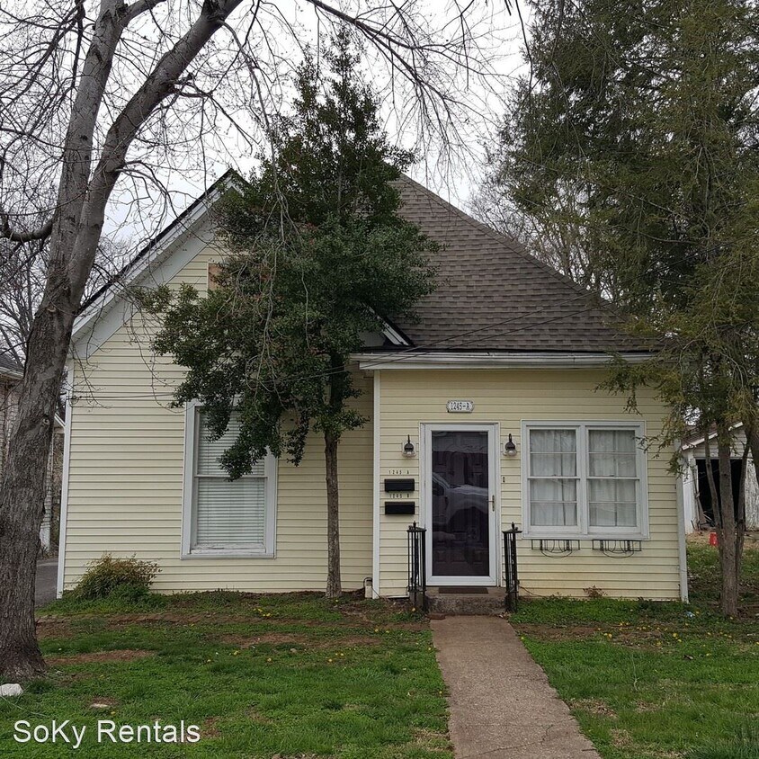 1245 Nutwood St, Bowling Green, KY 42104 House Rental in Bowling