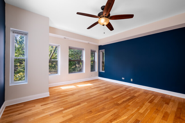 Foto del edificio - 7321 N Paulina St