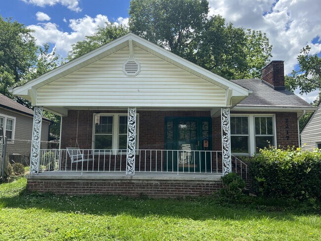 Foto del edificio - 2217 Paige St