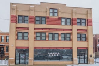 Building Photo - 3433 S Indiana Ave