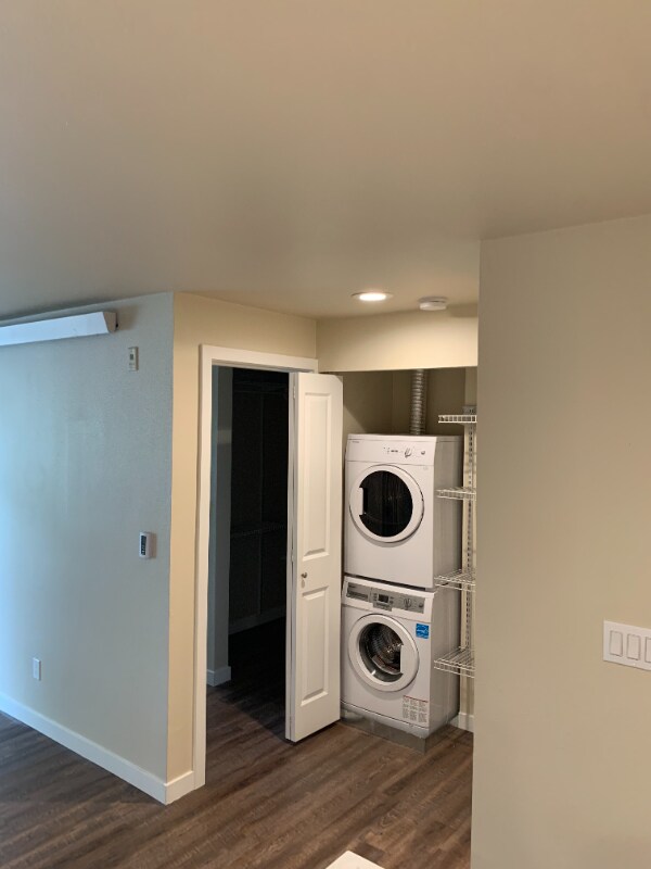 Foto del edificio - 7750 15th Ave NE