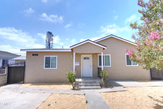Foto principal - 123 S Juanita Ave