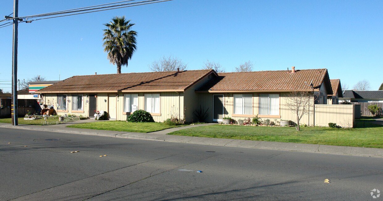 Foto del edificio - 1647 Corby Ave