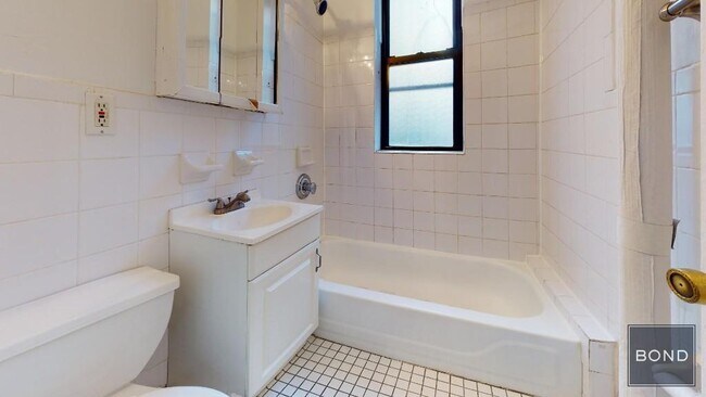 Foto del edificio - 309 E 90th St
