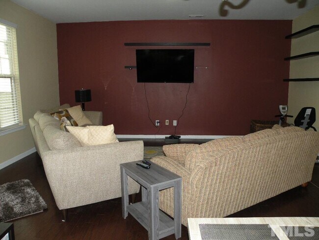 Foto del edificio - 530 Panorama Park Pl